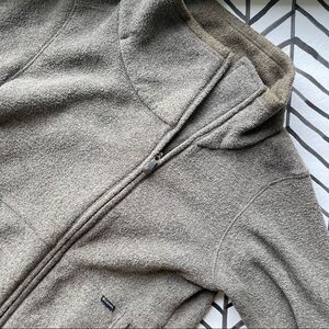 Columbia Titanium Olive Green Fleece Jacket